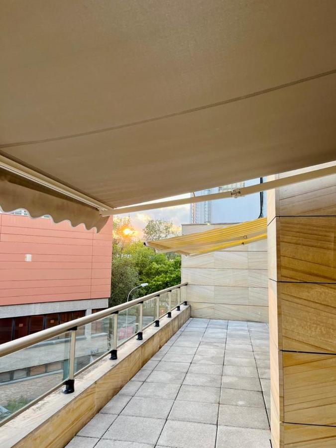 Apartamento 1 Madrid Bagian luar foto