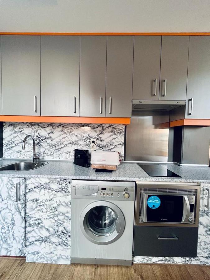 Apartamento 1 Madrid Bagian luar foto